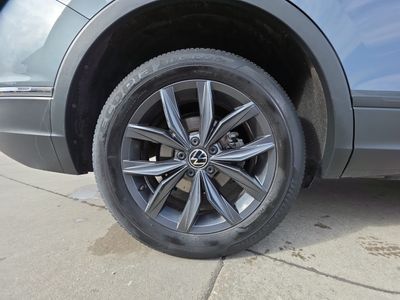 2022 Volkswagen Tiguan - Photo 16
