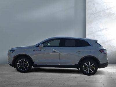 2022 Lincoln Nautilus - Photo 3