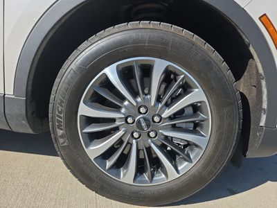 2022 Lincoln Nautilus - Photo 16
