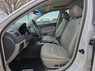 2011 Ford Fusion — photo 9 view
