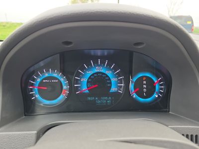 2011 Ford Fusion — photo 10 view