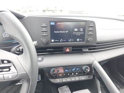 2026 Hyundai Elantra — photo 11 view