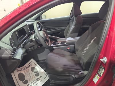 2026 Hyundai Elantra — photo 9 view