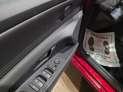2026 Hyundai Elantra — photo 20 view