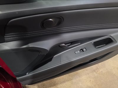 2026 Hyundai Elantra — photo 21 view