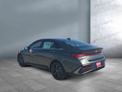 2026 Hyundai Elantra - Photo 4
