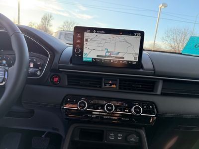 2025 Honda Pilot - Photo 11