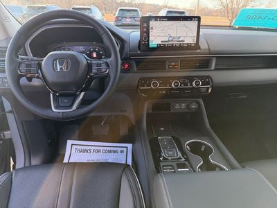 2025 Honda Pilot - Photo 12