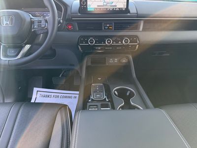 2025 Honda Pilot - Photo 13