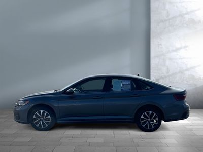 2024 Volkswagen Jetta - Photo 3