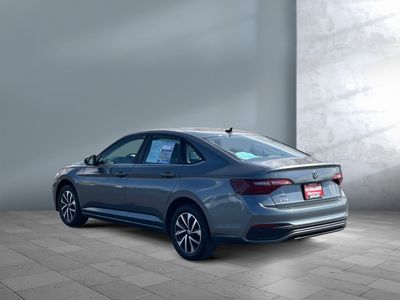 2024 Volkswagen Jetta - Photo 4