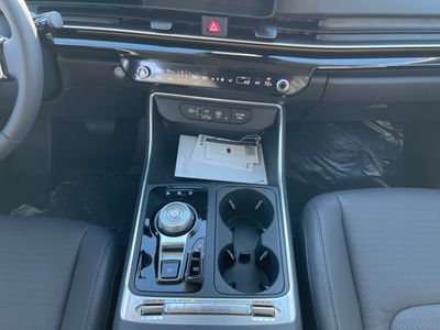 2026 Kia Carnival Hybrid - Photo 11