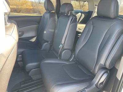 2026 Kia Carnival Hybrid - Photo 14