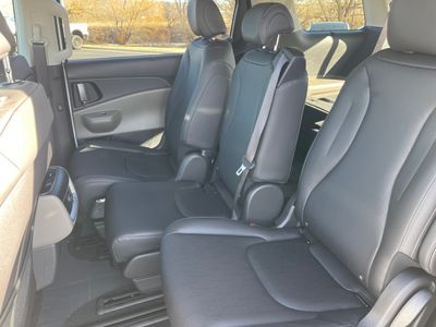2026 Kia Carnival Hybrid - Photo 19