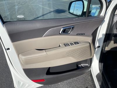 2026 Kia Carnival Hybrid - Photo 20