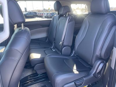 2026 Kia Carnival - Photo 14