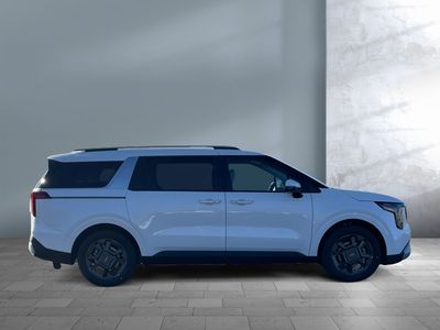 2026 Kia Carnival Hybrid — photo 7 view