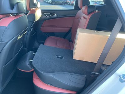 2026 Kia Sportage Hybrid - Photo 18