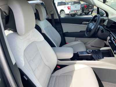 2026 Kia Sportage Hybrid - Photo 15