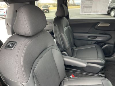 2027 Kia Telluride - Photo 14