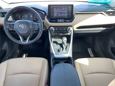 2021 Toyota RAV4 - Photo 13