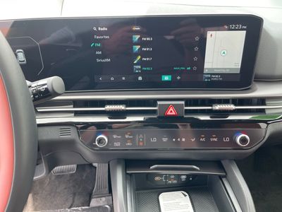 2026 Kia Sportage Hybrid - Photo 11