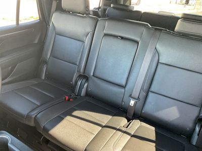 2025 Chevrolet Tahoe - Photo 18