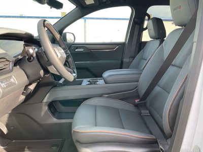 2026 GMC Acadia — photo 9 view