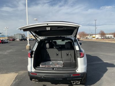 2026 GMC Acadia — photo 17 view