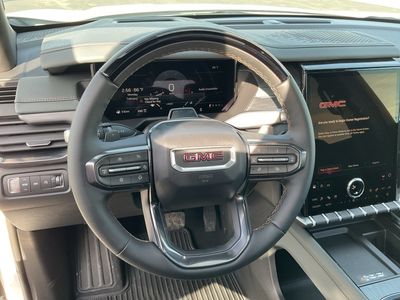2026 GMC Acadia — photo 19 view