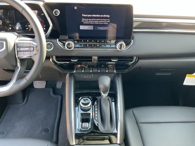 2026 GMC Canyon - Photo 13