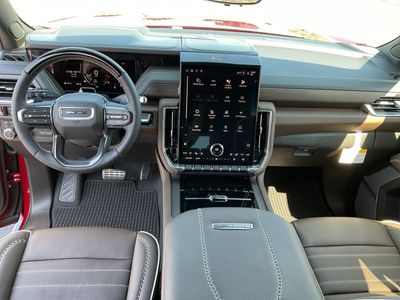 2026 GMC Yukon - Photo 12
