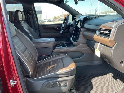 2026 GMC Yukon - Photo 15