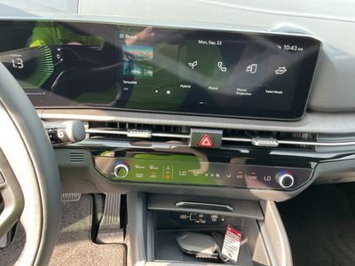 2026 Kia Sportage Hybrid - Photo 8