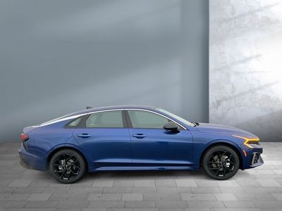 2026 Kia K5 - Photo 7