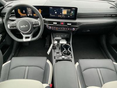 2026 Kia K5 - Photo 12