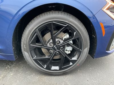 2026 Kia K5 - Photo 16