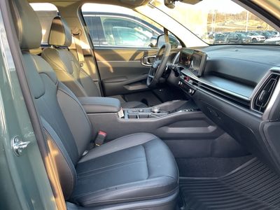 2026 Kia Sorento Hybrid - Photo 15