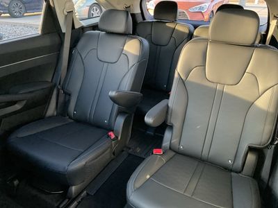 2026 Kia Sorento Hybrid - Photo 18