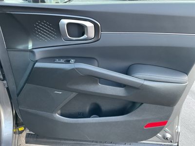 2026 Kia Sorento Hybrid - Photo 21