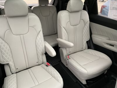2026 Kia Sorento Hybrid - Photo 14