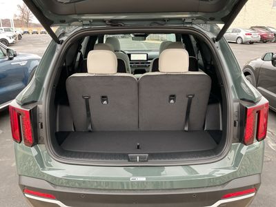 2026 Kia Sorento Hybrid - Photo 17