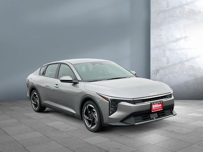 2026 Kia K4 - Photo 8