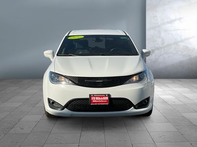 2019 Chrysler Pacifica - Photo 2