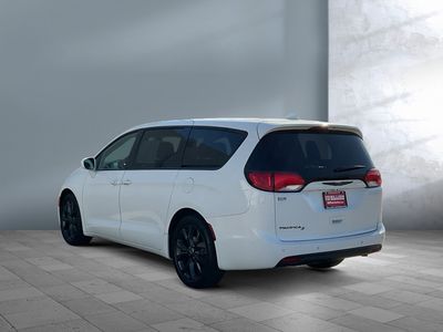 2019 Chrysler Pacifica - Photo 4