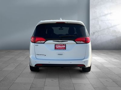 2019 Chrysler Pacifica - Photo 5