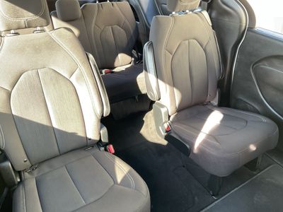 2019 Chrysler Pacifica - Photo 14