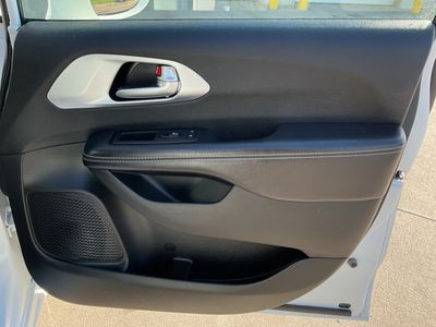 2019 Chrysler Pacifica - Photo 21