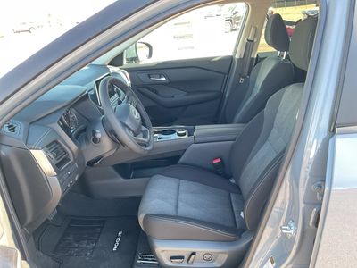 2026 Nissan Rogue - Photo 9