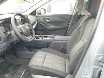 2026 Nissan Rogue - Photo 9